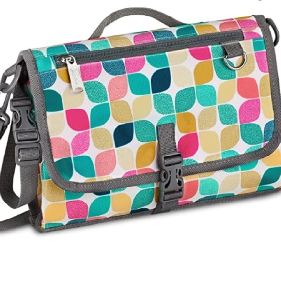 Toolik portable baby diaper changing station case - Picture 1 of 15